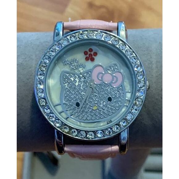 Old Hello Kiitty‎ Watch - Picture 1 of 3